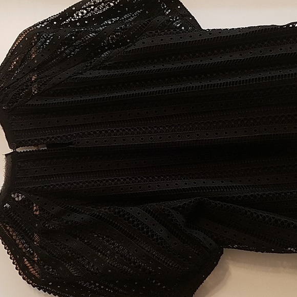 Anthropologie | Lace Ruffle Blouse - Picture 6 of 8